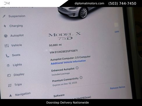 Used 2018 Tesla Model X 75D image 27