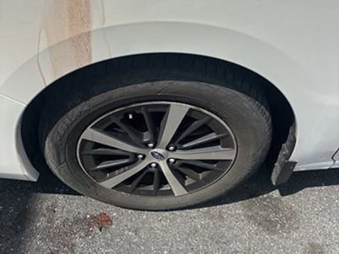 Used 2021 Subaru Impreza Premium image 5