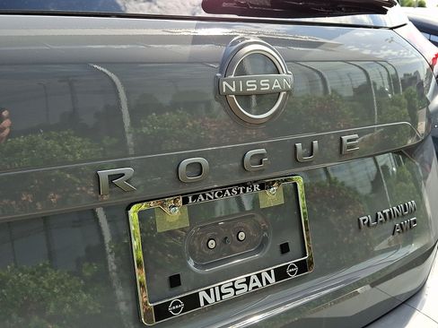 New 2026 Nissan Rogue Platinum w/ Platinum Premium Package AWD/4WD image 5