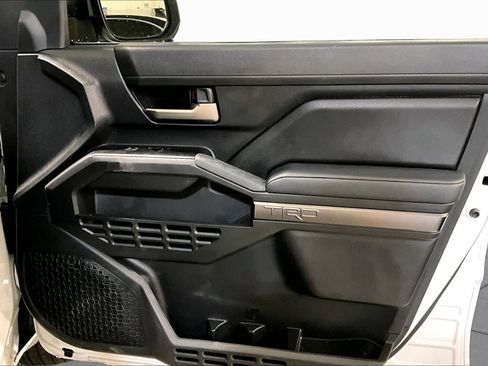 Used 2025 Toyota Tacoma TRD Sport RWD image 23
