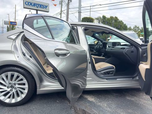 Used 2021 Lexus ES 350 w/ Accessory Package 2 FWD image 10