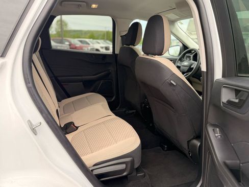 Used 2022 Ford Escape SE AWD/4WD image 16