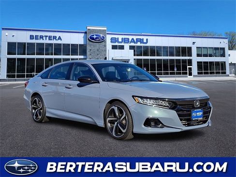 Used 2022 Honda Accord Sport image 1