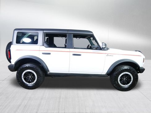 Used 2023 Ford Bronco Badlands image 8