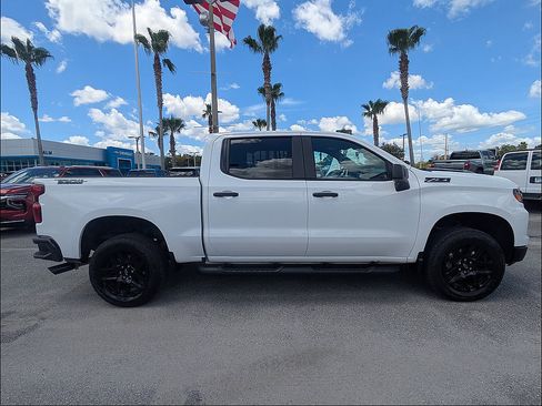 Certified 2025 Chevrolet Silverado 1500 Custom Trail Boss w/ Dark Appearance Package AWD/4WD image 29