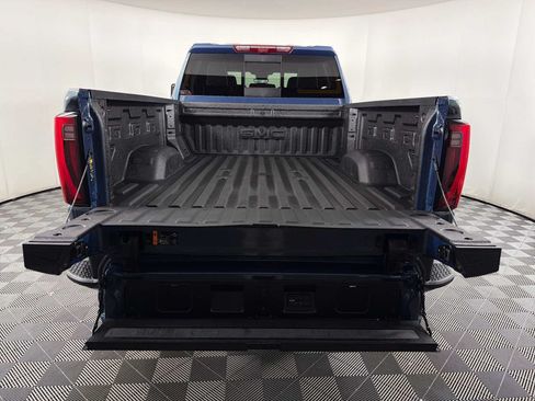 New 2026 GMC Sierra 2500 Denali Ultimate AWD/4WD image 16