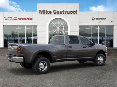 New 2026 RAM 3500 Tradesman AWD/4WD image 5