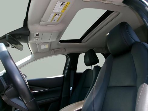 Used 2023 MAZDA CX-30 AWD 2.5 S w/ Premium Package image 14