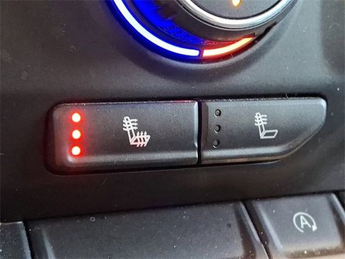 Used 2019 Chevrolet Silverado 1500 LT w/ All-Star Edition image 22