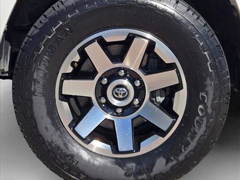 Used 2020 Toyota 4Runner TRD Off Road image 23