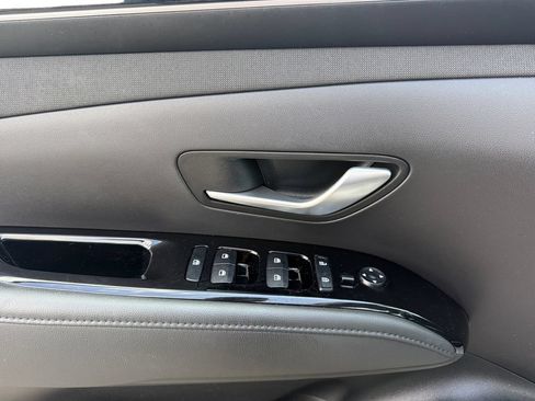 Certified 2024 Hyundai Tucson Limited AWD/4WD image 19