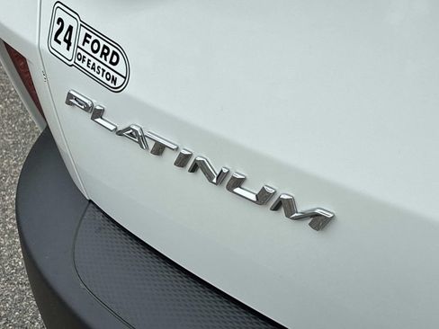 Certified 2024 Ford Escape Platinum AWD/4WD image 11