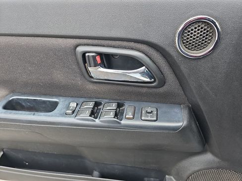 Used 2012 Chevrolet Colorado LT image 27