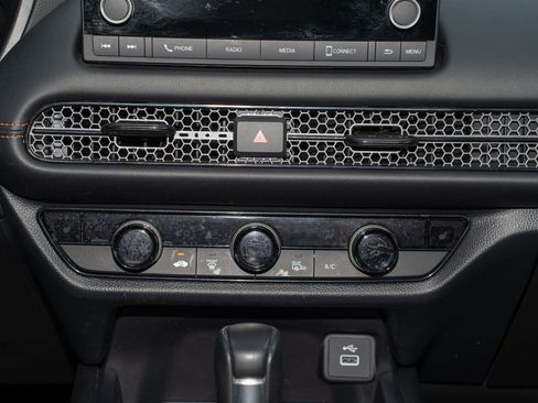 Certified 2024 Honda HR-V Sport image 22