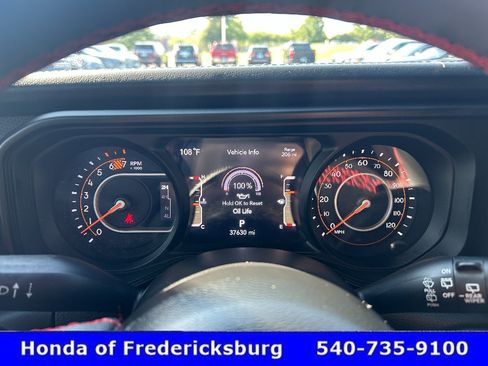 Used 2024 Jeep Wrangler Unlimited Rubicon w/ Safety Group AWD/4WD image 15