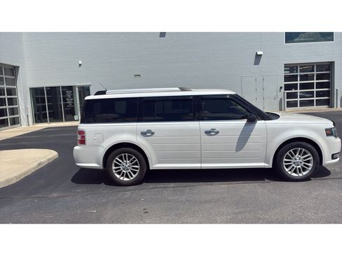 Used 2016 Ford Flex SEL w/ Equipment Group 202A FWD image 7