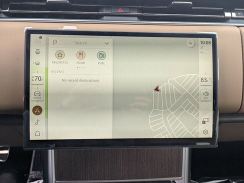 New 2026 Land Rover Range Rover Long Wheelbase SE image 13