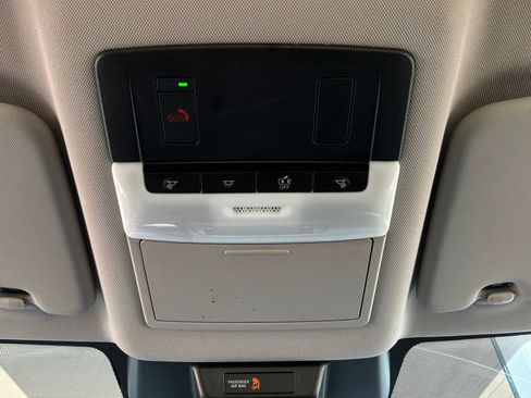 Used 2026 Nissan Rogue SV FWD image 17