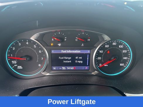 Used 2023 Chevrolet Traverse RS AWD/4WD image 14