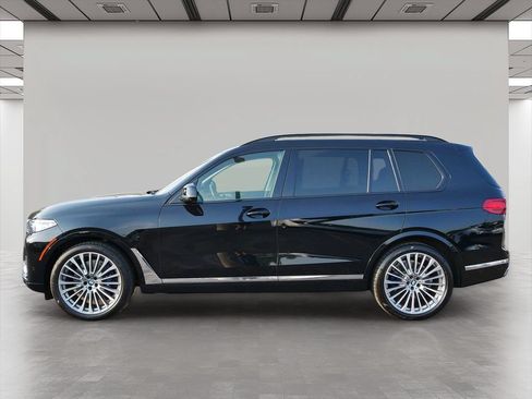 Used 2021 BMW X7 xDrive40i w/ Executive Package AWD/4WD image 3