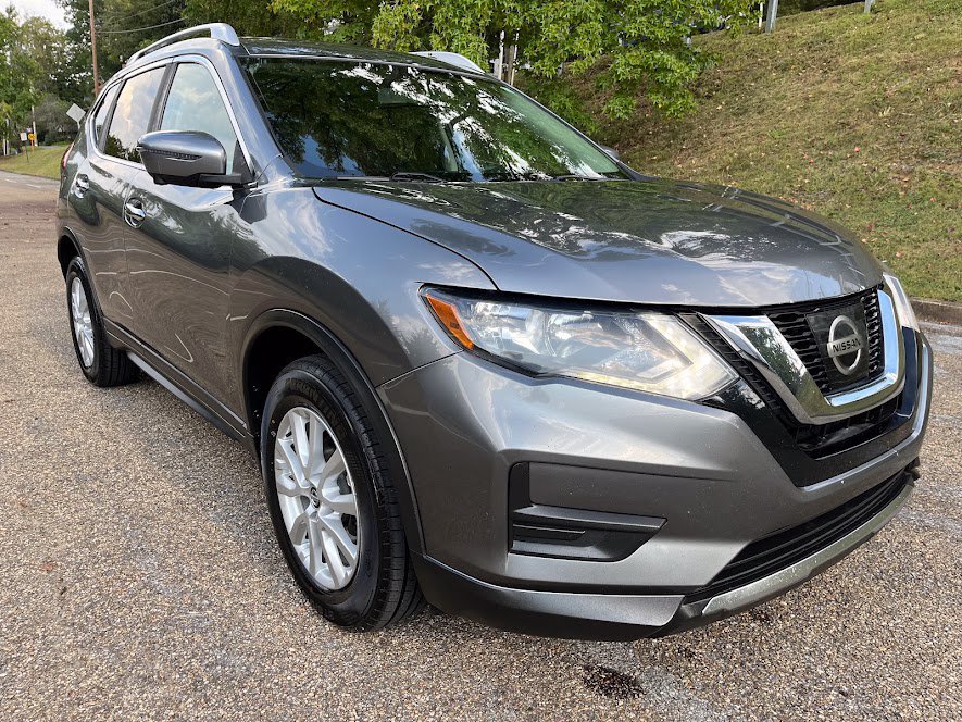 Used 2017 Nissan Rogue SV w/ SV Premium Package AWD/4WD image 33