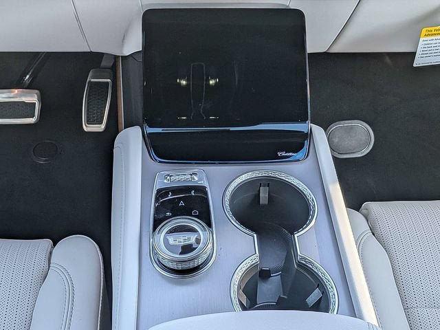 New 2027 Cadillac Vistiq Sport w/ LPO, Floor Liner Package AWD/4WD image 20