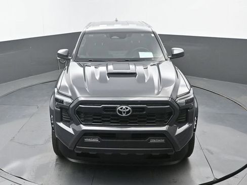 Used 2024 Toyota Tacoma TRD Sport RWD image 28