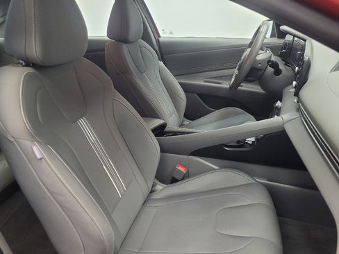 Used 2021 Hyundai Elantra SEL w/ Convenience + Premium Package FWD image 21