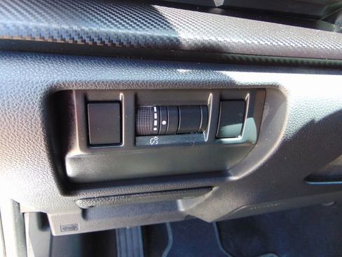 Certified 2025 Subaru Crosstrek 2.0i Premium AWD/4WD image 19