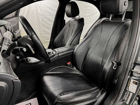 Used 2017 Mercedes-Benz E 300 4MATIC image 9