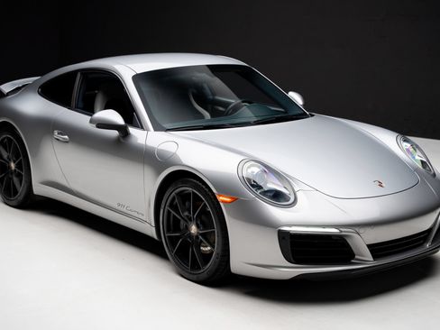 Used 2018 Porsche 911 Carrera RWD image 41