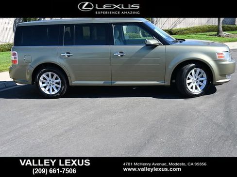 Used 2012 Ford Flex SEL w/ Equipment Group Order Code image 3