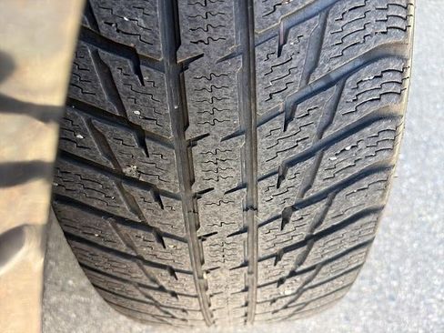 Used 2018 Ford Edge Titanium w/ Equipment Group 301A AWD/4WD image 11