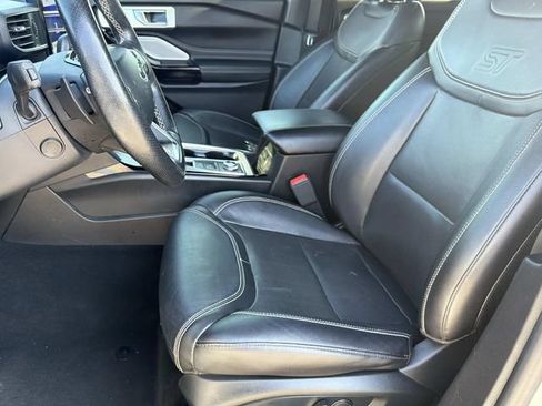 Used 2022 Ford Explorer ST w/ Equipment Group 401A AWD/4WD image 19
