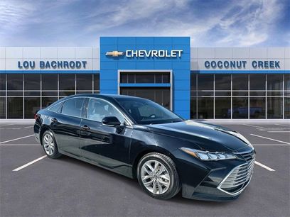 Used 2022 Toyota Avalon XLE w/ Moonroof Package