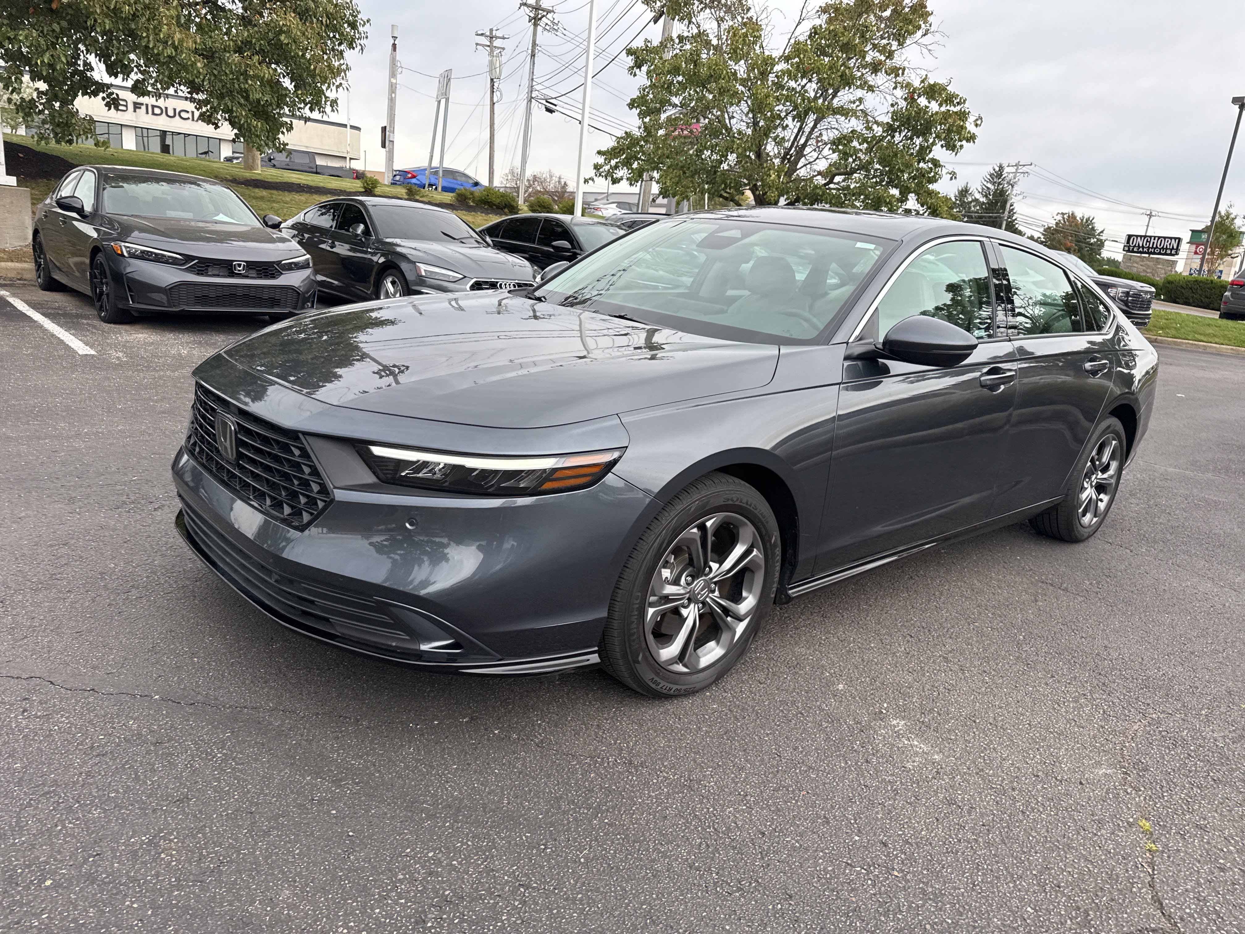 Used 2024 Honda Accord EX-L image 9