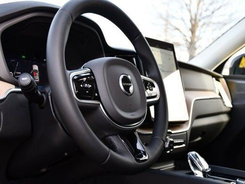 New 2026 Volvo XC60 B5 Plus w/ Protection Package Premier image 12