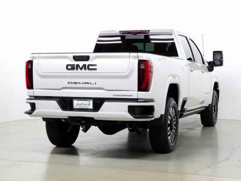 Used 2024 GMC Sierra 2500 Denali Ultimate w/ Max Trailering Package image 12