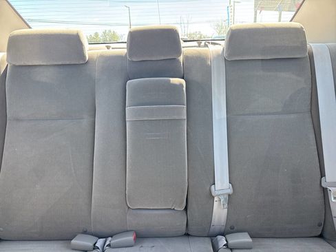 Used 2005 Toyota Camry XLE FWD image 17