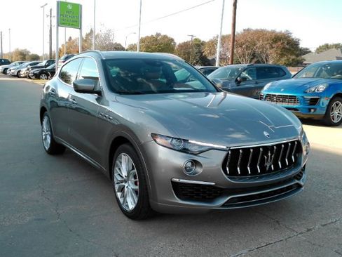 Used 2022 Maserati Levante GT image 4