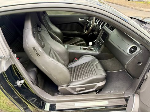 Used 2012 Ford Mustang Shelby GT500 w/ SVT Performance Pkg image 43