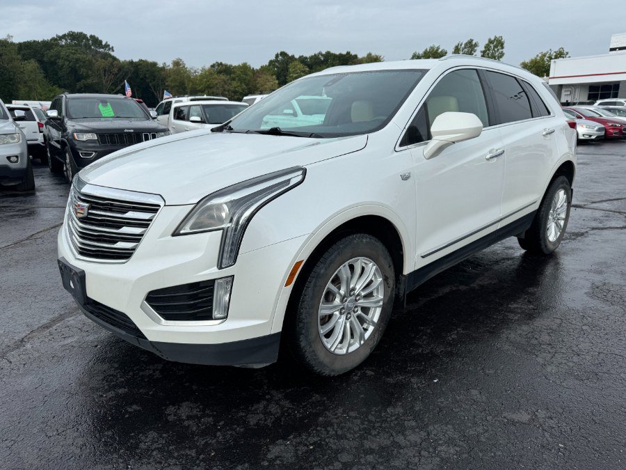 Used 2019 Cadillac XT5 AWD image 1