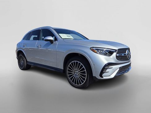New 2025 Mercedes-Benz GLC 300 image 7