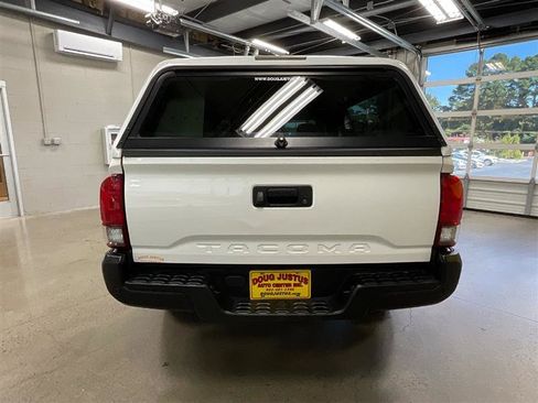Used 2021 Toyota Tacoma SR image 4
