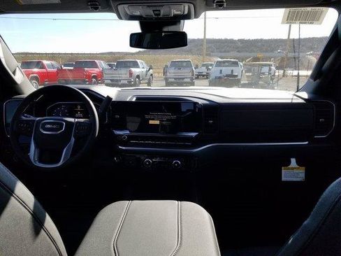 New 2026 GMC Sierra 3500 SLT w/ SLT Premium Package image 12