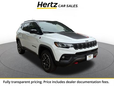Used 2025 Jeep Compass Trailhawk AWD/4WD image 1