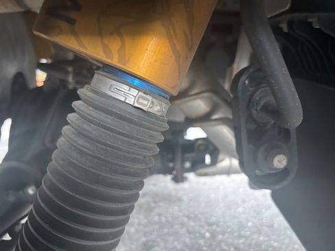 Used 2025 Chevrolet Silverado 1500 ZR2 w/ Technology Package image 17