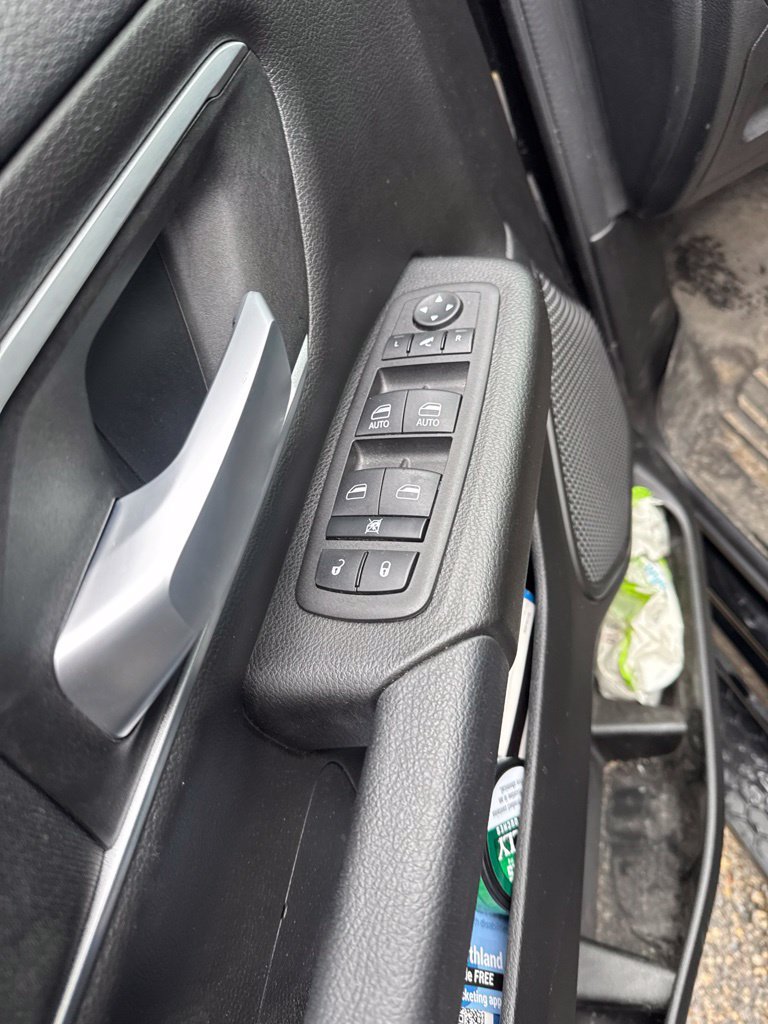 Used 2023 RAM 1500 Big Horn AWD/4WD image 10
