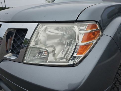 Used 2017 Nissan Frontier SV RWD image 27