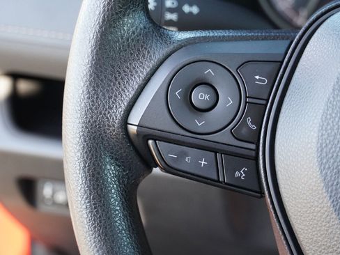 Used 2023 Toyota RAV4 XLE image 18